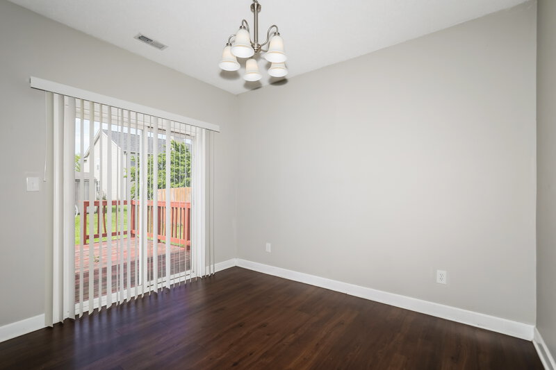 2,150/Mo, 9692 Stonewall Ln Avon, IN 46123 Dining Room View 2