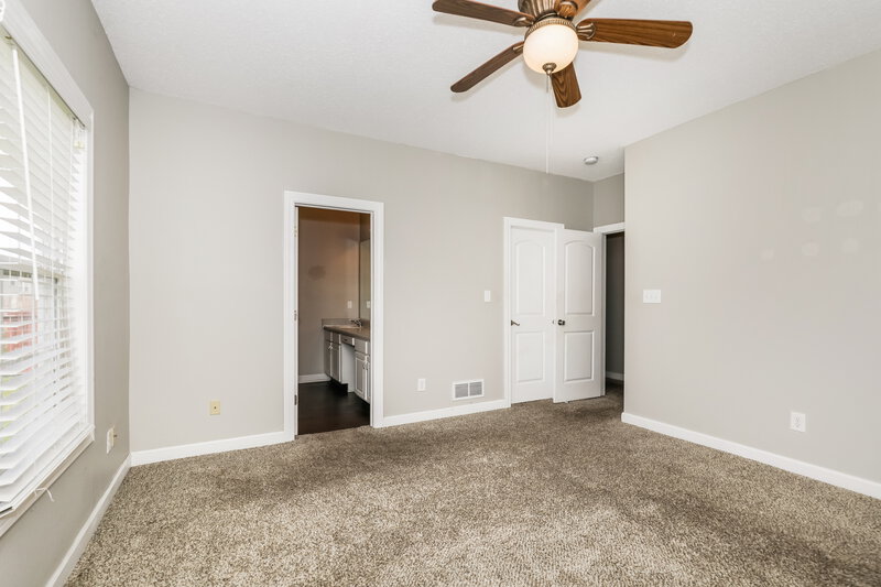 2,150/Mo, 9692 Stonewall Ln Avon, IN 46123 Main Bedroom View 2