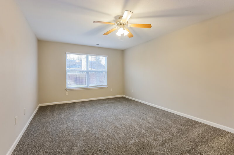 1,725/Mo, 5837 Jackie Ln Indianapolis, IN 46221 Main Bedroom View