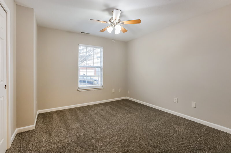 1,725/Mo, 5837 Jackie Ln Indianapolis, IN 46221 Bedroom View