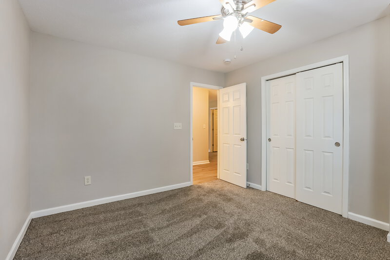 1,725/Mo, 5837 Jackie Ln Indianapolis, IN 46221 Bedroom View 2