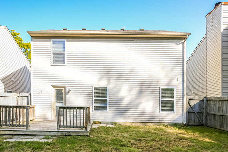 1,795/Mo, 10411 Hornton St Indianapolis, IN 46236 Rear View