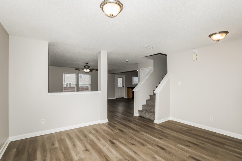 1,890/Mo, 8346 S Firefly Dr Pendleton, IN 46064 Living Room View