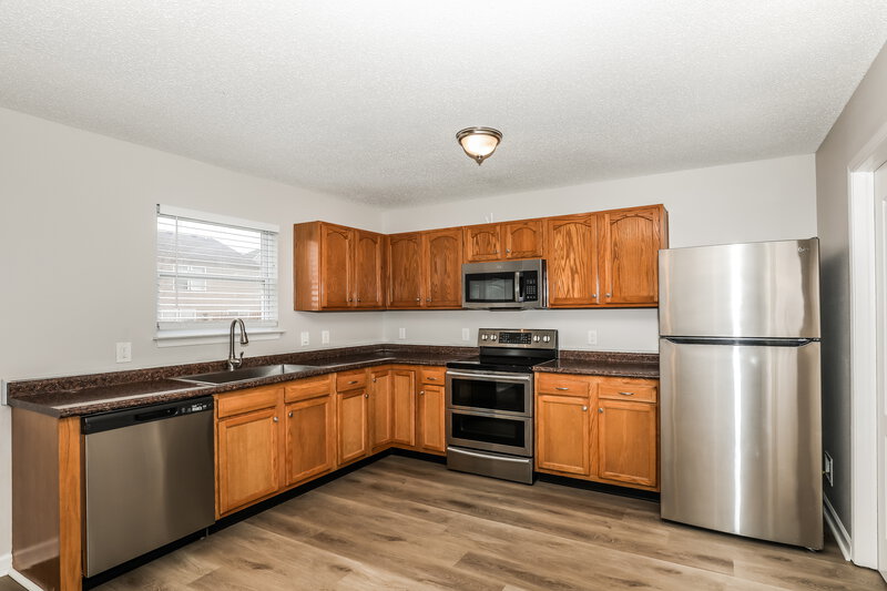 1,890/Mo, 8346 S Firefly Dr Pendleton, IN 46064 Kitchen View