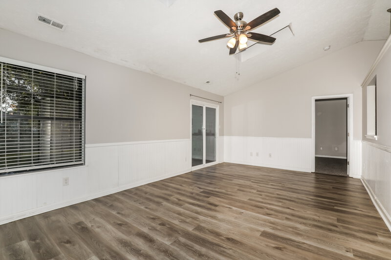 1,890/Mo, 6210 Carrie Cir Indianapolis, IN 46237 Living Room View 2