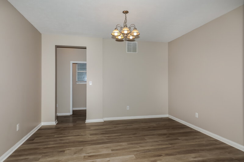 2,190/Mo, 8025 Cole Wood Blvd Indianapolis, IN 46239 Dining Room View