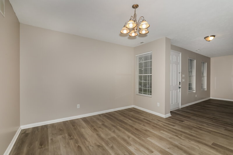 2,190/Mo, 8025 Cole Wood Blvd Indianapolis, IN 46239 Dining Room View 2
