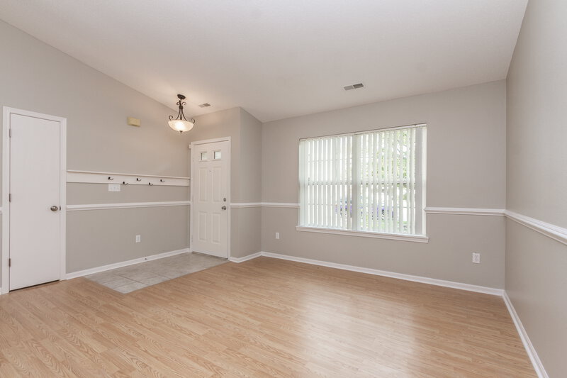 2,870/Mo, 4218 Useppa Ct Westfield, IN 46062 Living Area View 2