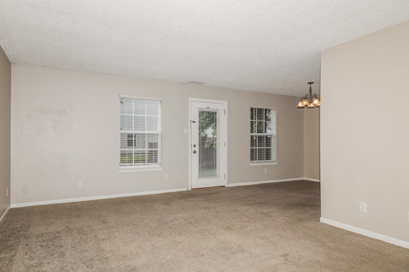 1,875/Mo, 16711 Aulton Dr Noblesville, IN 46060 Living Room View