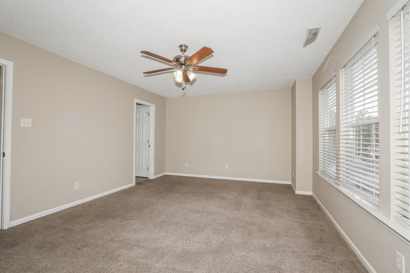1,875/Mo, 16711 Aulton Dr Noblesville, IN 46060 Main Bedroom View 2