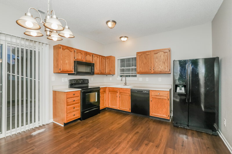 1,870/Mo, 8020 Lake Tree Cir Indianapolis, IN 46217 Kitchen View