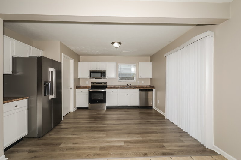 1,935/Mo, 3125 Danube Way Indianapolis, IN 46239 Kitchen View