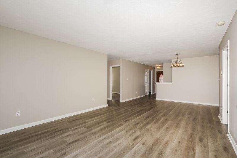 1,655/Mo, 6667 W Longview Dr McCordsville, IN 46055 Living Room View 2