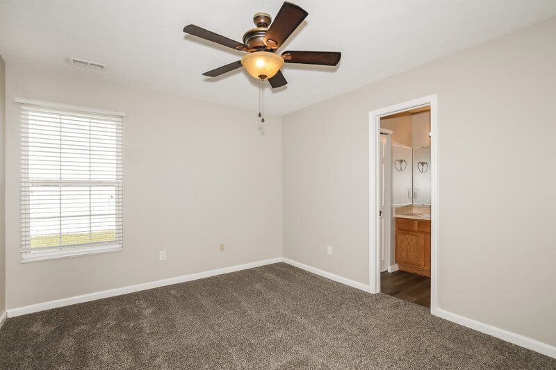 1,655/Mo, 6667 W Longview Dr McCordsville, IN 46055 Main Bedroom View
