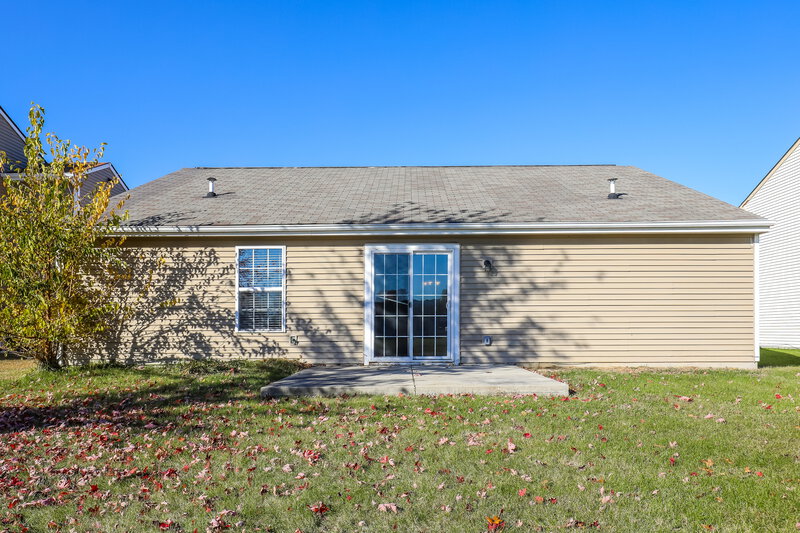 1,655/Mo, 6667 W Longview Dr McCordsville, IN 46055 Rear View