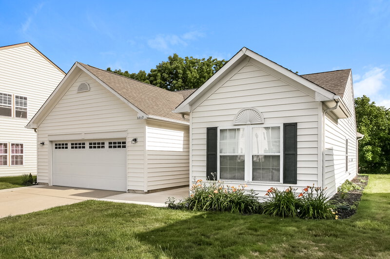 2,260/Mo, 6460 Dusty Laurel Dr Whitestown, IN 46075 Front View