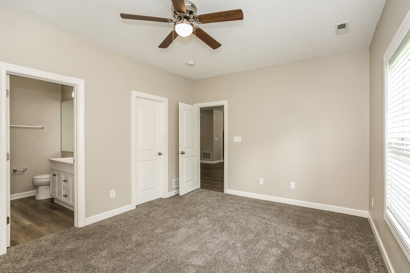 2,260/Mo, 6460 Dusty Laurel Dr Whitestown, IN 46075 Main Bedroom View