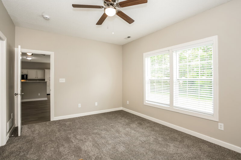 2,260/Mo, 6460 Dusty Laurel Dr Whitestown, IN 46075 Main Bedroom View 2