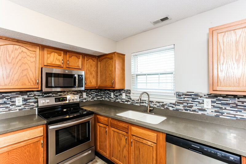 2,150/Mo, 10302 Draycott Way Indianapolis, IN 46236 Misc View 5