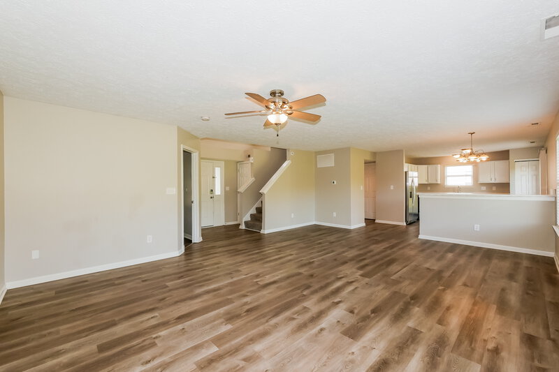 2,295/Mo, 8071 Wichita Hill Dr Indianapolis, IN 46217 Living Room View 3