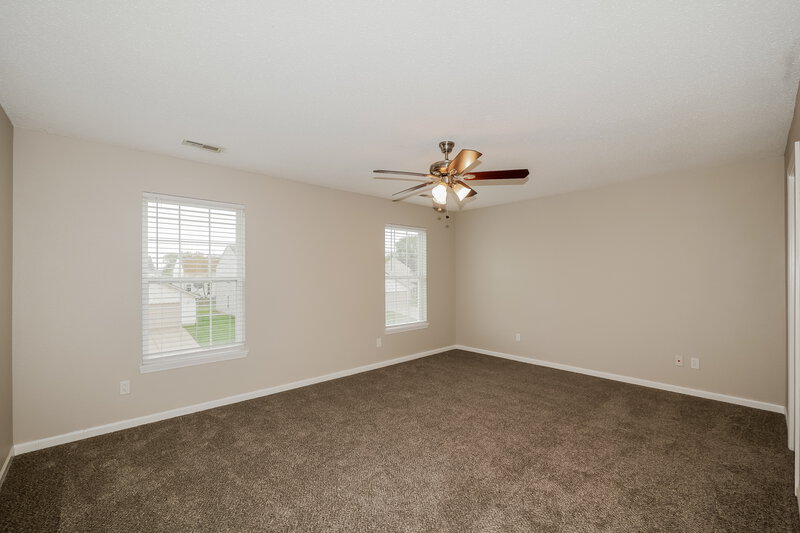 1,775/Mo, 644 Blue Meadow Dr Greenwood, IN 46143 Main Bedroom View