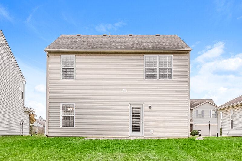 1,775/Mo, 644 Blue Meadow Dr Greenwood, IN 46143 Rear View