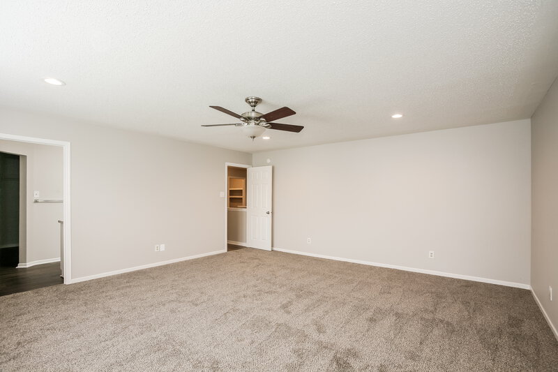 2,270/Mo, 9435 W Quarter Moon Dr Pendleton, IN 46064 Misc View 5