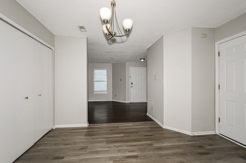 1,680/Mo, 3015 Redland Ln Indianapolis, IN 46217 Dining Room View