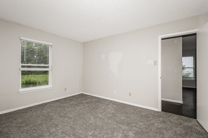 1,680/Mo, 3015 Redland Ln Indianapolis, IN 46217 Main Bedroom View