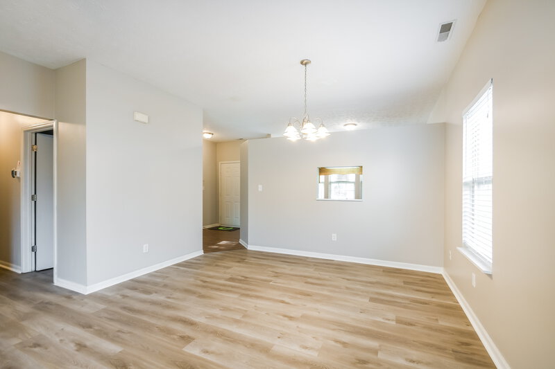 1,535/Mo, 10352 Cerulean Dr Noblesville, IN 46060 Dining Room View