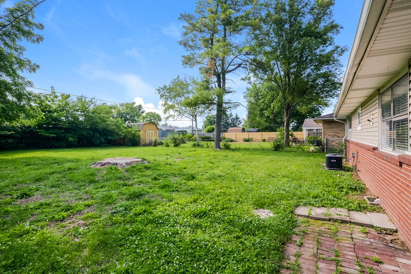 1,595/Mo, 2406 N Auburn St Speedway, IN 46224 Rear View