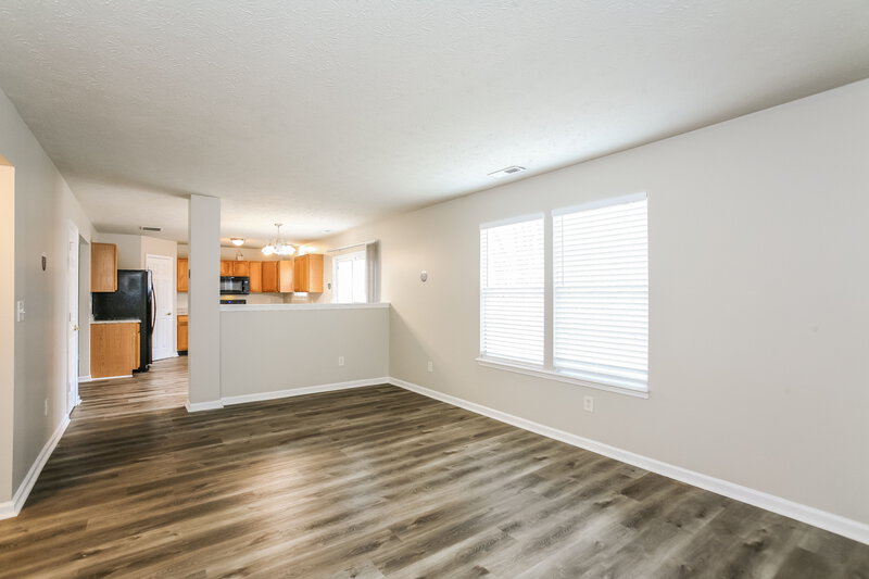 1,855/Mo, 2353 Salem Park Dr Indianapolis, IN 46239 Living Room View