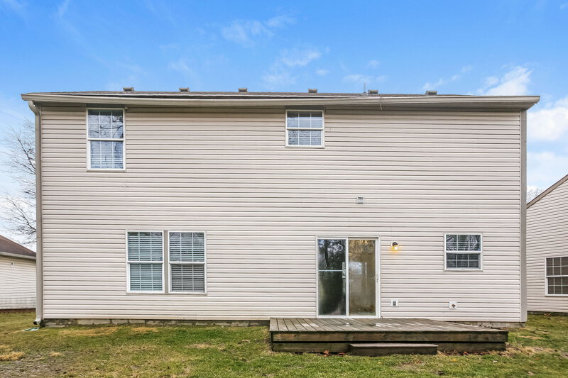 1,855/Mo, 2353 Salem Park Dr Indianapolis, IN 46239 Rear View 2