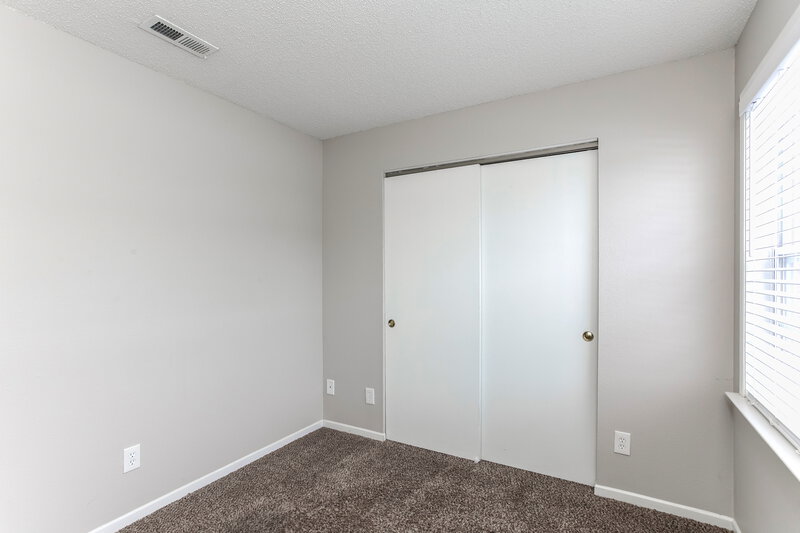 1,675/Mo, 728 Adagio Dr Greenwood, IN 46143 Bedroom View