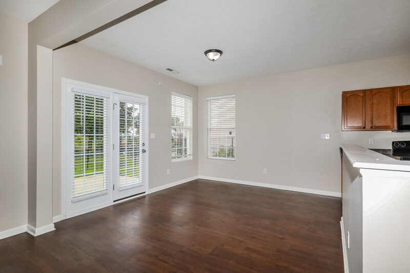 2,325/Mo, 5236 Choctaw Ridge Way Indianapolis, IN 46239 Dining Room View