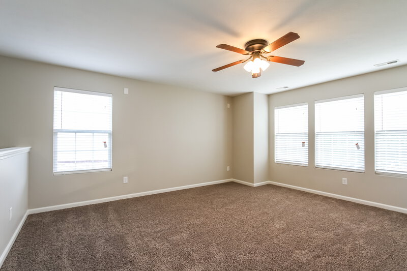 4,020/Mo, 5236 Choctaw Ridge Way Indianapolis, IN 46239 Landing View 2