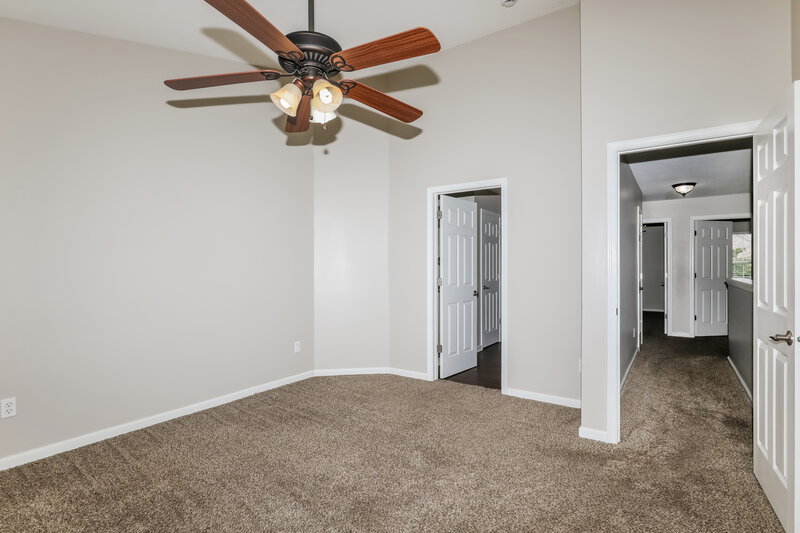 2,325/Mo, 5236 Choctaw Ridge Way Indianapolis, IN 46239 Main Bedroom View 2