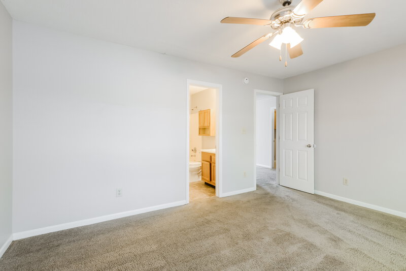 2,110/Mo, 457 Sable Chase Brownsburg, IN 46112 Main Bedroom View 2