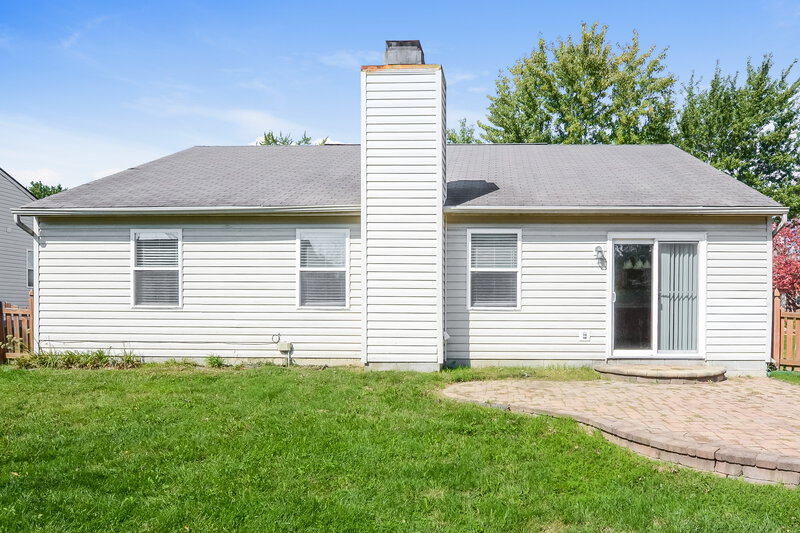 2,110/Mo, 457 Sable Chase Brownsburg, IN 46112 Rear View