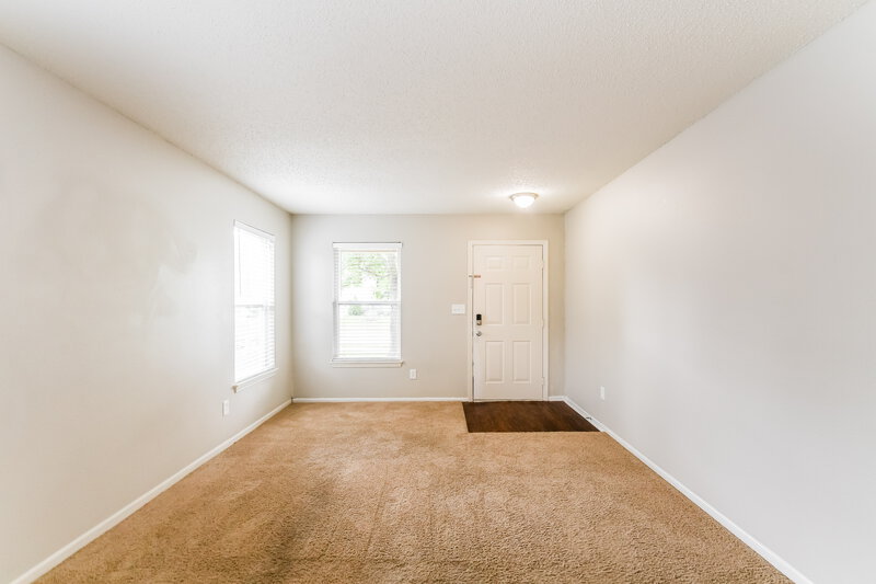 1,795/Mo, 6051 Bannister Ct Indianapolis, IN 46236 Living Room View 3