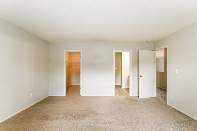 1,795/Mo, 6051 Bannister Ct Indianapolis, IN 46236 Main Bedroom View