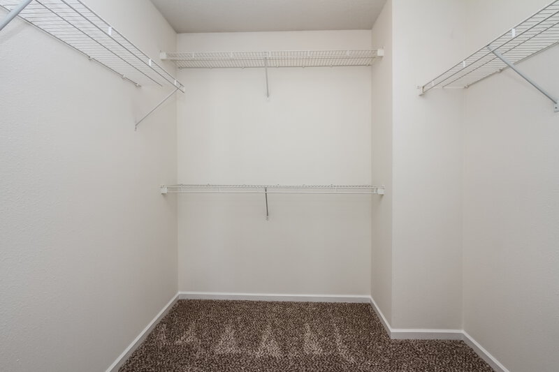 1,865/Mo, 13134 N Etna Green Dr Camby, IN 46113 Walk In Closet View