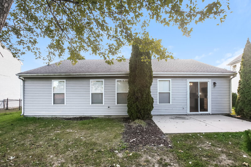 1,765/Mo, 5882 Glen Haven Blvd Plainfield, IN 46168 Rear View 2