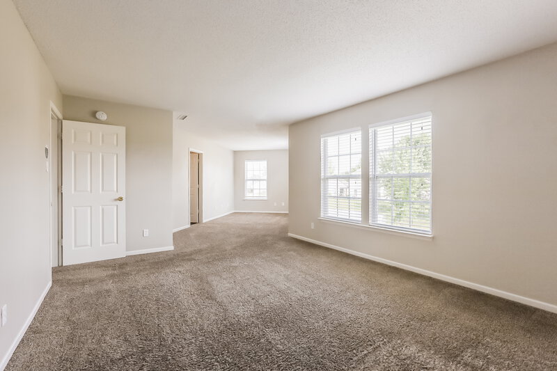 2,005/Mo, 9996 Olympic Cir Indianapolis, IN 46234 Misc View 6