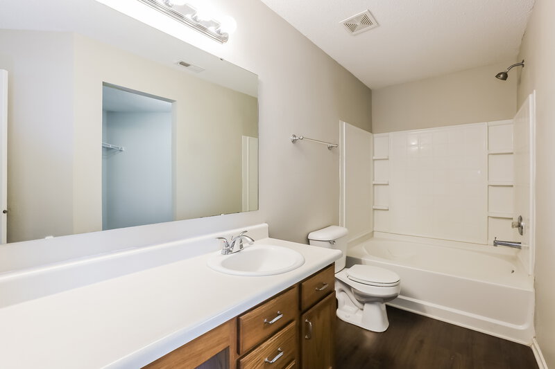 2,005/Mo, 9996 Olympic Cir Indianapolis, IN 46234 Misc View 7