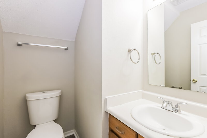 2,005/Mo, 9996 Olympic Cir Indianapolis, IN 46234 Misc View 13