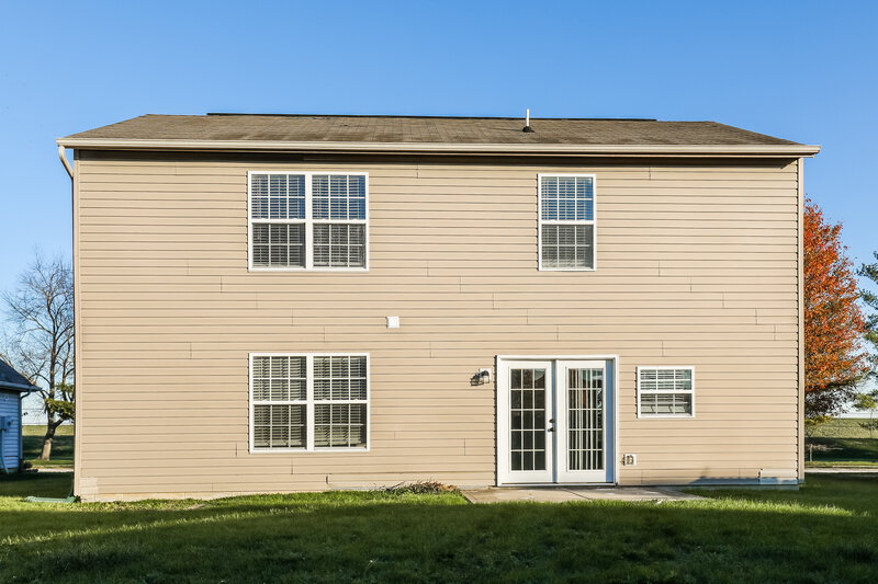 2,110/Mo, 6379 McKee Dr Plainfield, IN 46168 Rear View