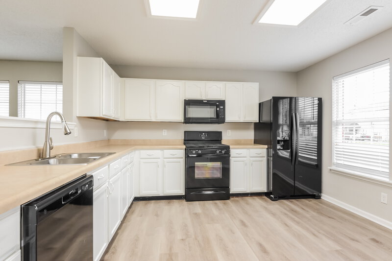 1,685/Mo, 8780 Taggart Dr Camby, IN 46113 Kitchen View