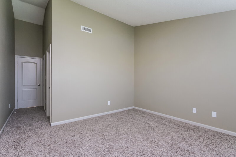 2,270/Mo, 5665 High Timber Ln Indianapolis, IN 46235 Bedroom View 4