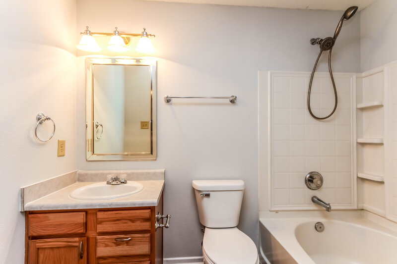 1,705/Mo, 1919 Orchid Bloom Ln Indianapolis, IN 46231 Bathroom View